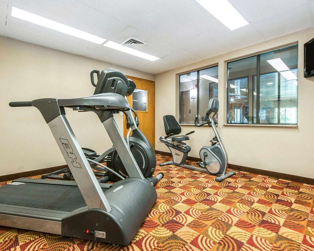 Quality Inn Bloomington Near University Facilities photo