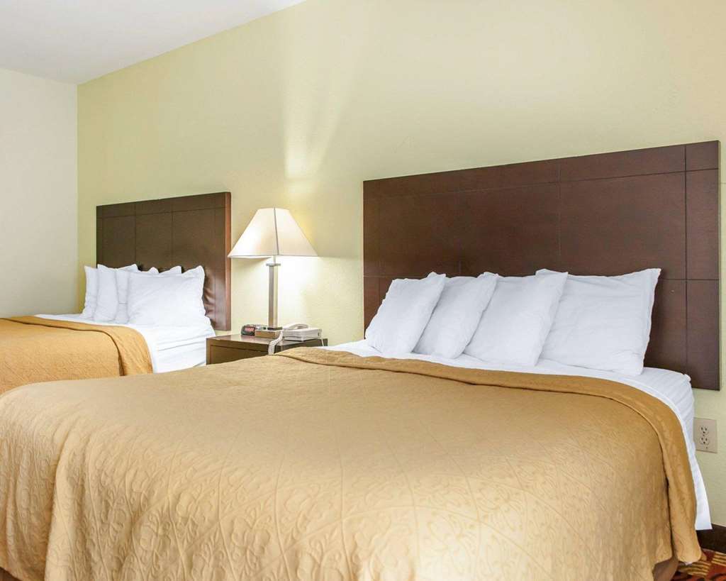 Quality Inn Bloomington Near University Room photo